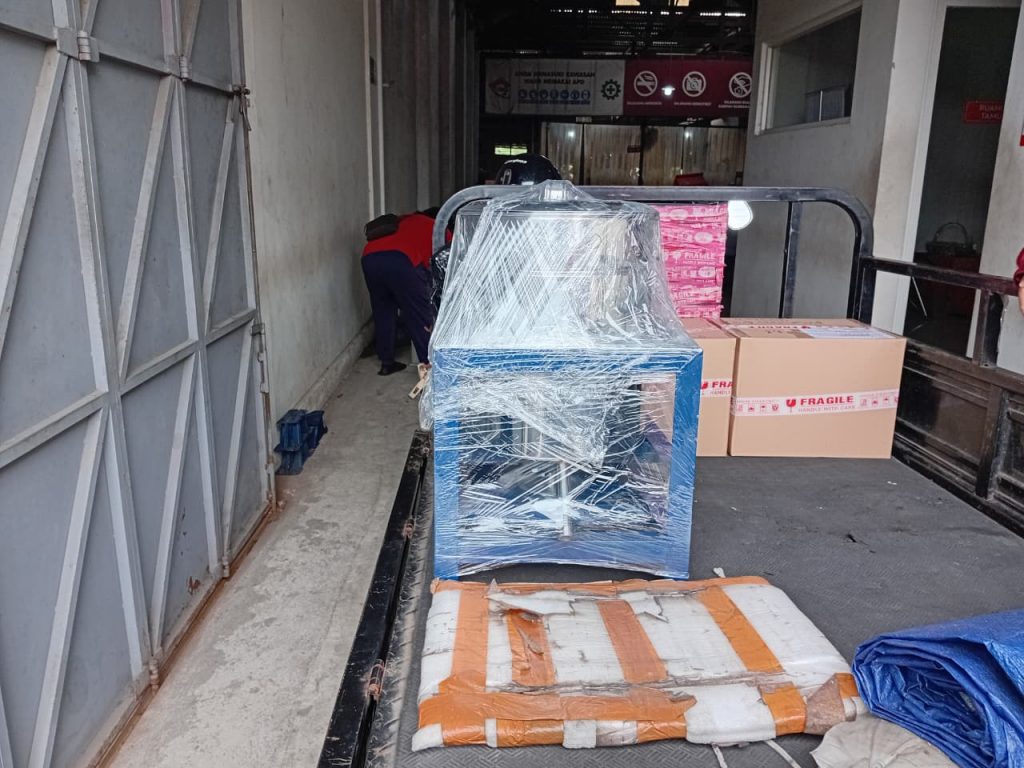 Pengiriman Mesin Spinner ke Karawang