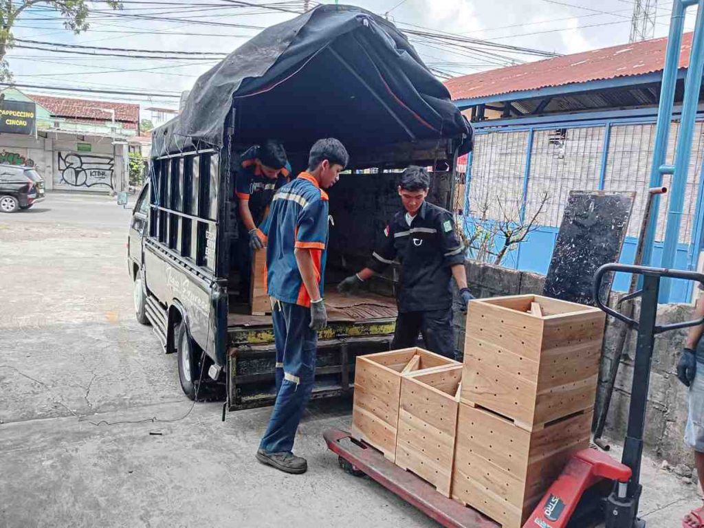 Pengiriman Kotak Fermentasi Kakao