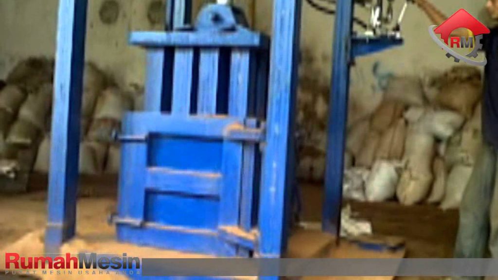 Mesin Press Cocopeat