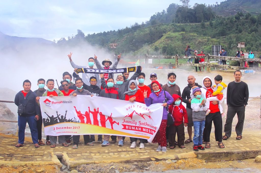 Family Gathering Keluarga Besar Rumah Mesin Goes To Dieng 3