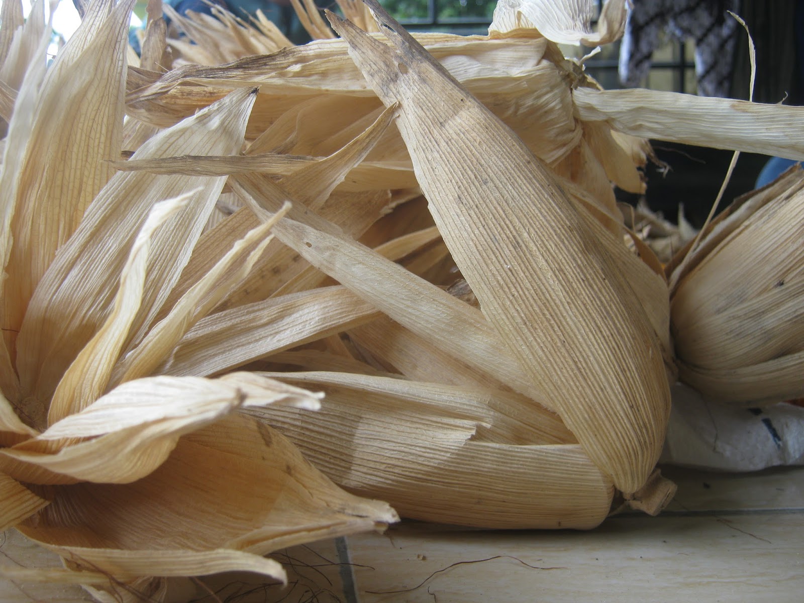  Kerajinan  Dari  Kulit Jagung  Yang Mudah Untuk Ditiru