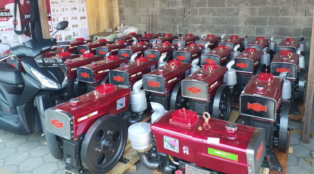 Mesin Pencacah Rumput Rumah Mesin