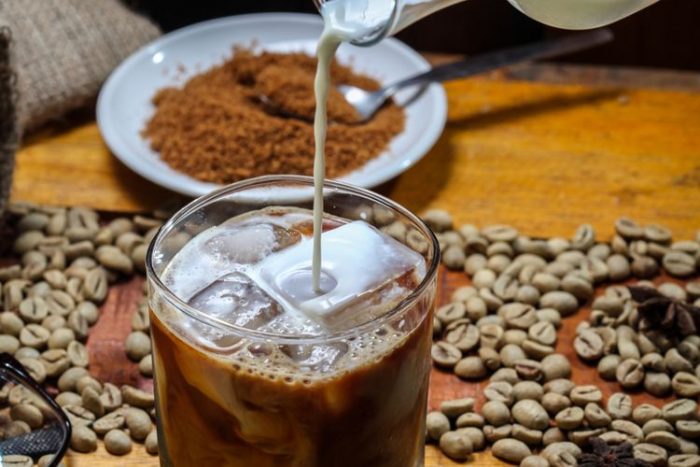 3 Resep Kopi Gula Aren Kekinian yang Bikin Nagih