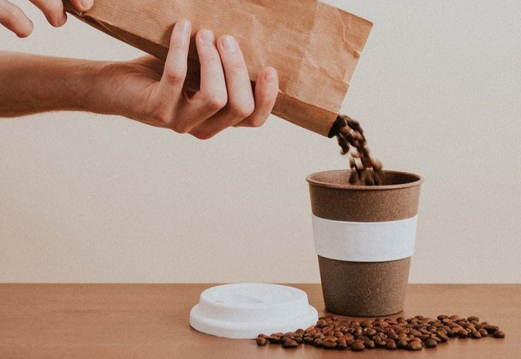 usaha warung kopi sachet