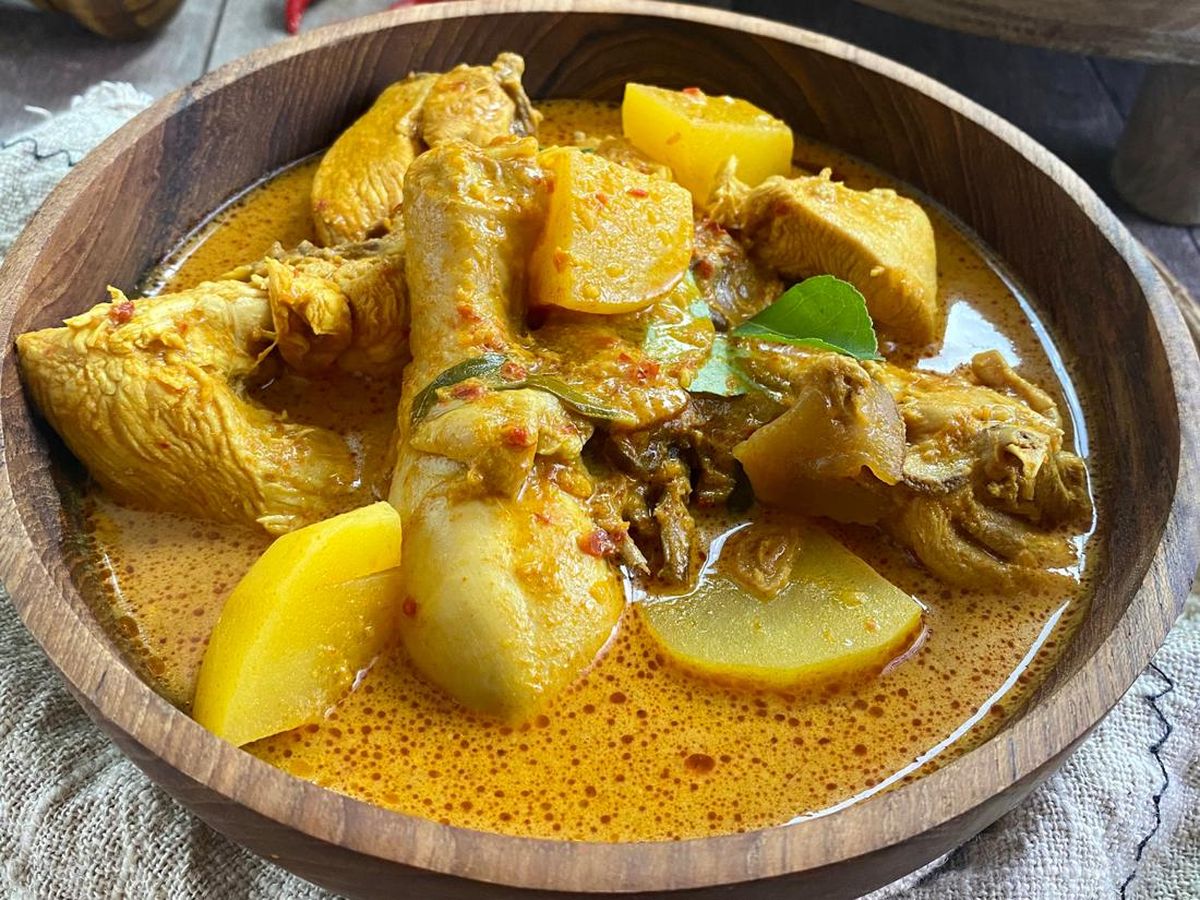 resep kari ayam rumahan dengan bahan kentang