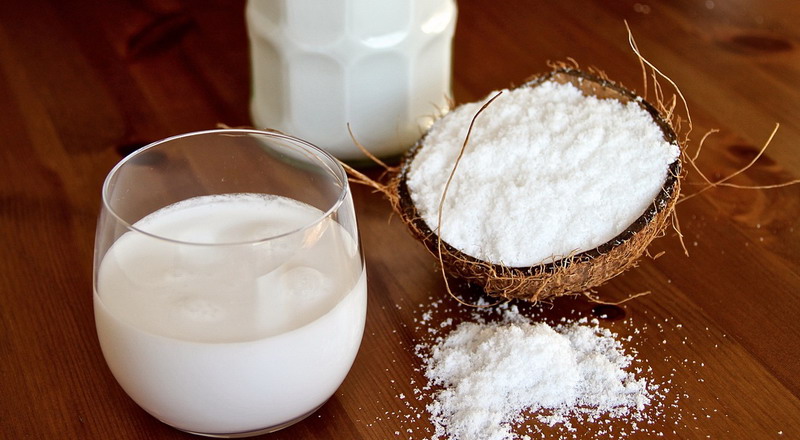 cara memeras kelapa menjadi santan