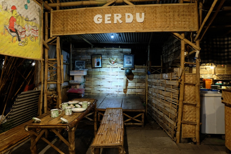 Usaha Warung Kopi Sederhana Mulai Dengan Modal Kecil