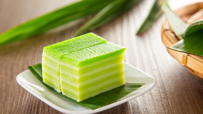 kue lapis tepung beras