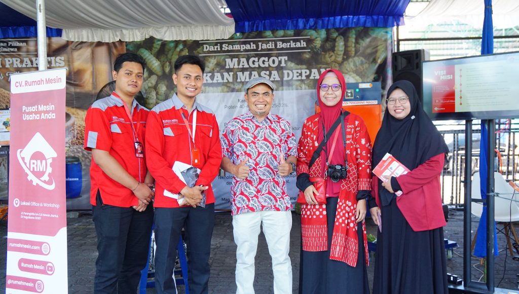 CV Rumah Mesin Pameran Puncak Bulan Bakti Peternakan dan Kesehatan Hewan