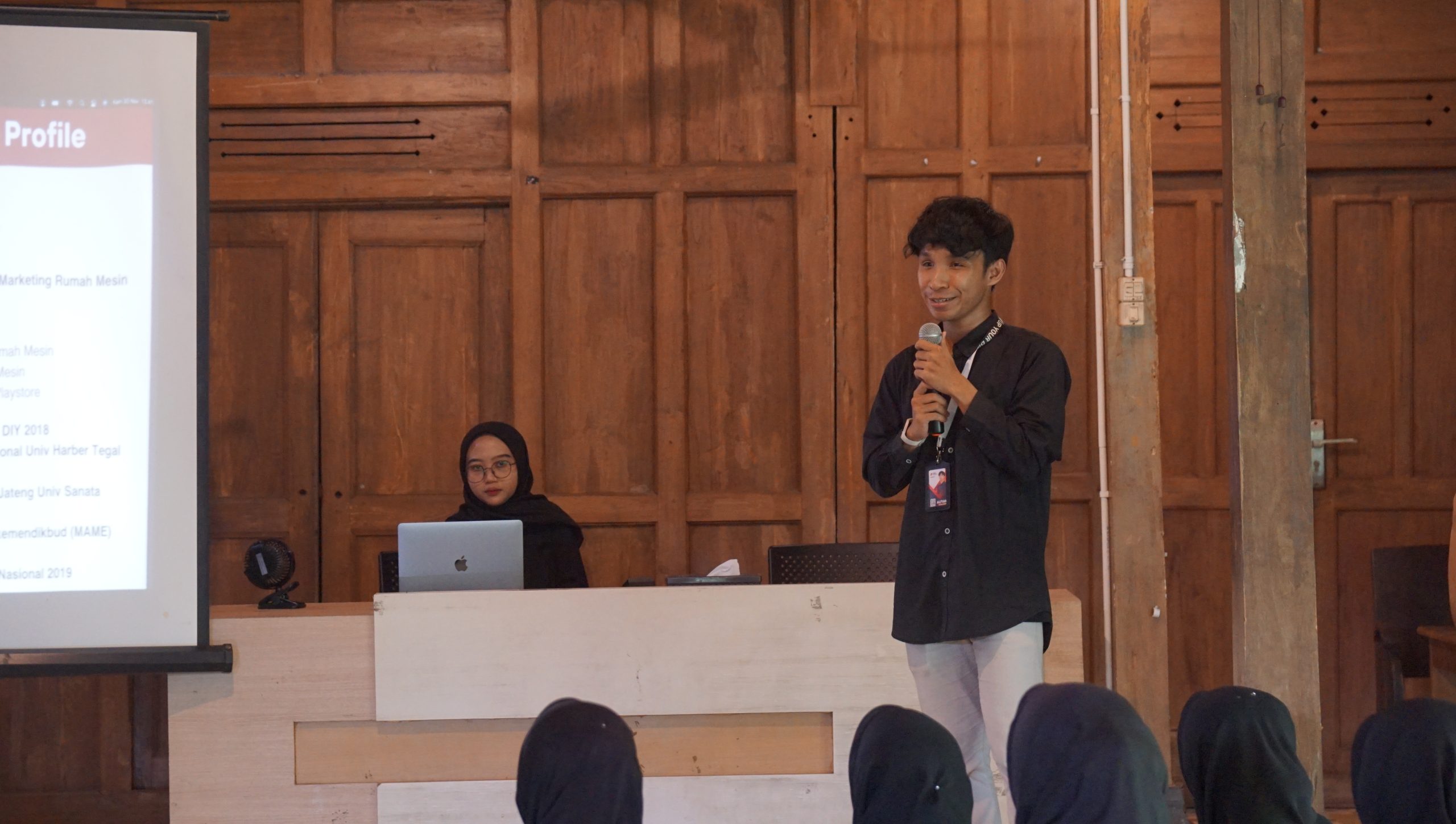 Kunjungan Industri SMK Mahkota Buana Belitang OKU (Ogan Komering Ulu) Timur Sumatera Selatan ke CV Rumah Mesin