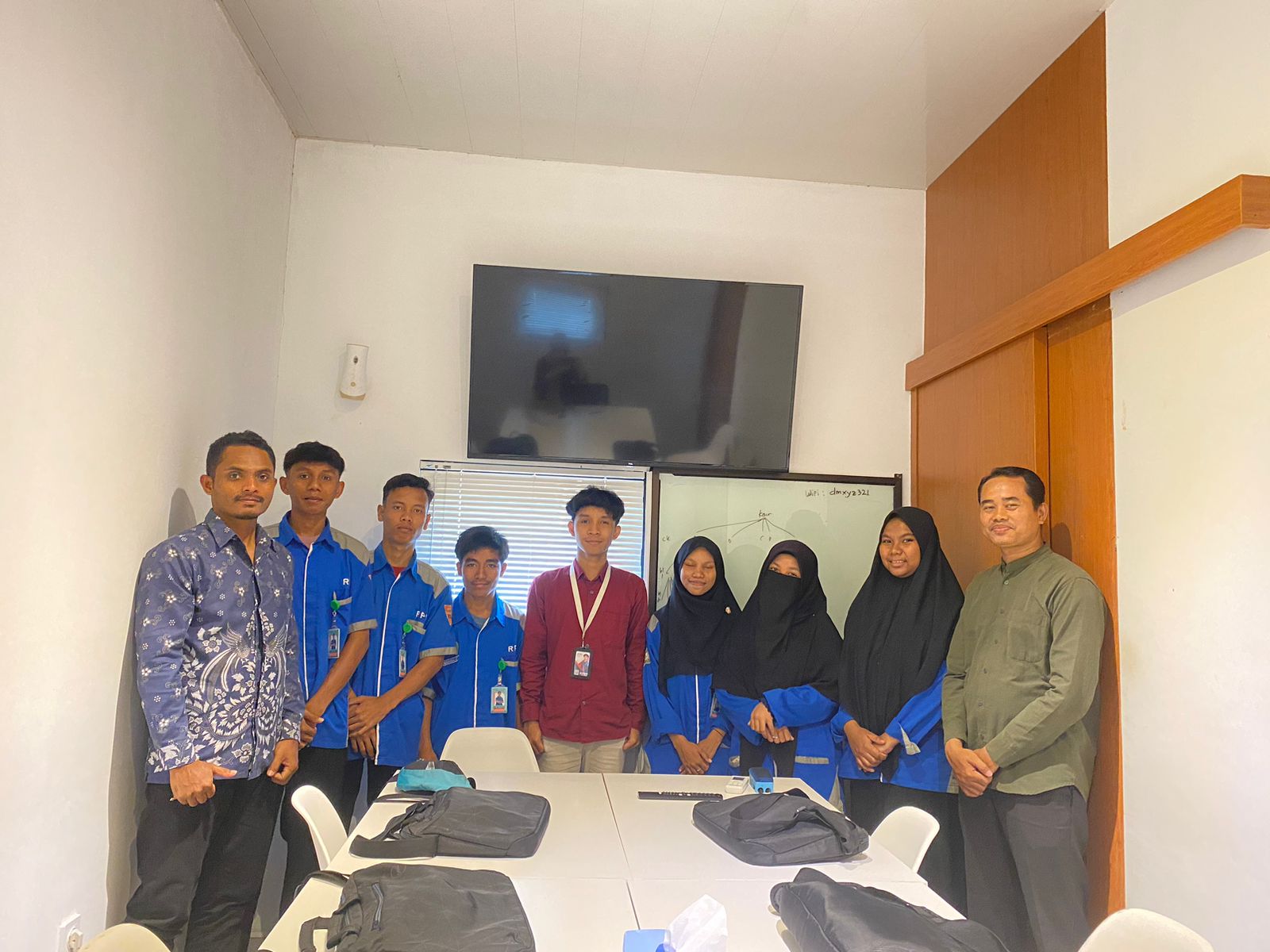 CV Rumah Mesin Menerima peserta Magang dari Madrasah Kejuruan Ende, Nusa Tenggara Timur