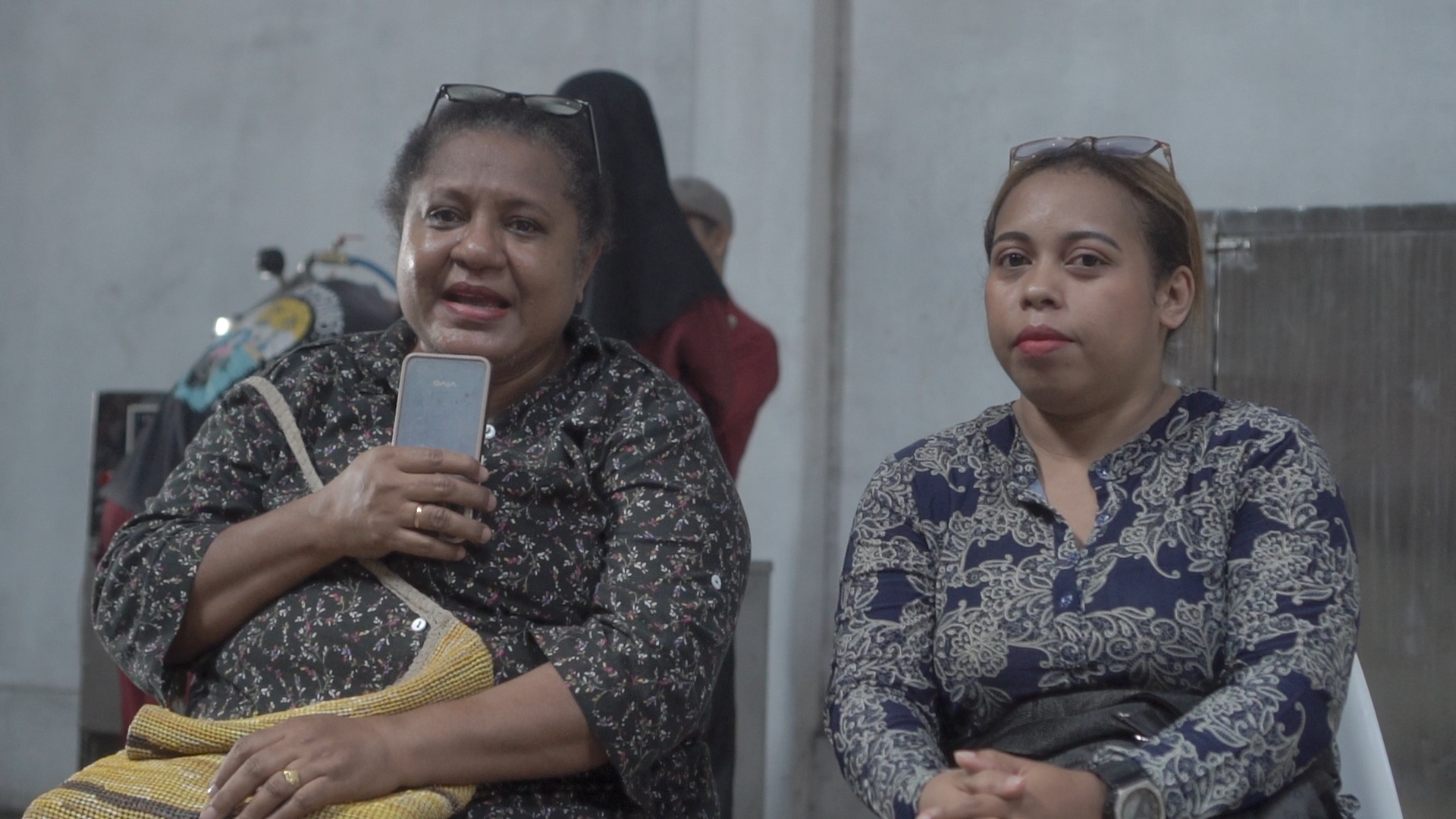 Rumah Mesin Melakukan Uji Coba Mesin VCO Bersama Dinas DLH dan Pertanahan dari Timika Papua Tengah