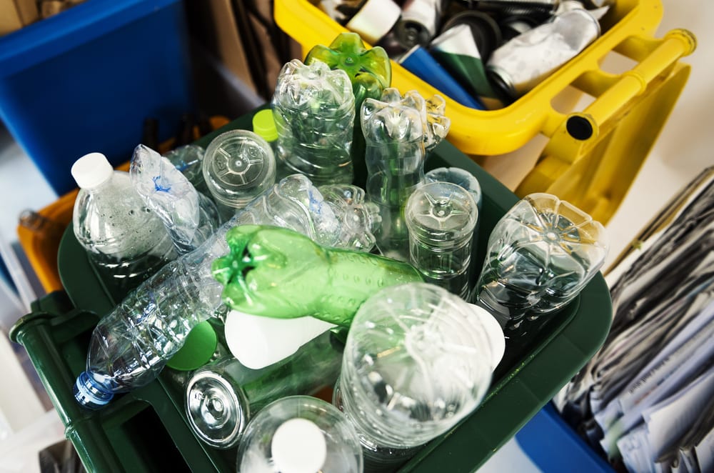 cara mengurangi sampah plastik di rumah