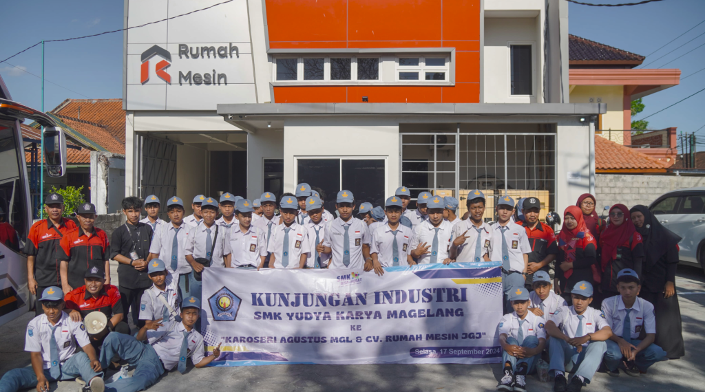 Kunnjungan Industri SMK Yudya Karya MAgelang ke Rumah Mesin
