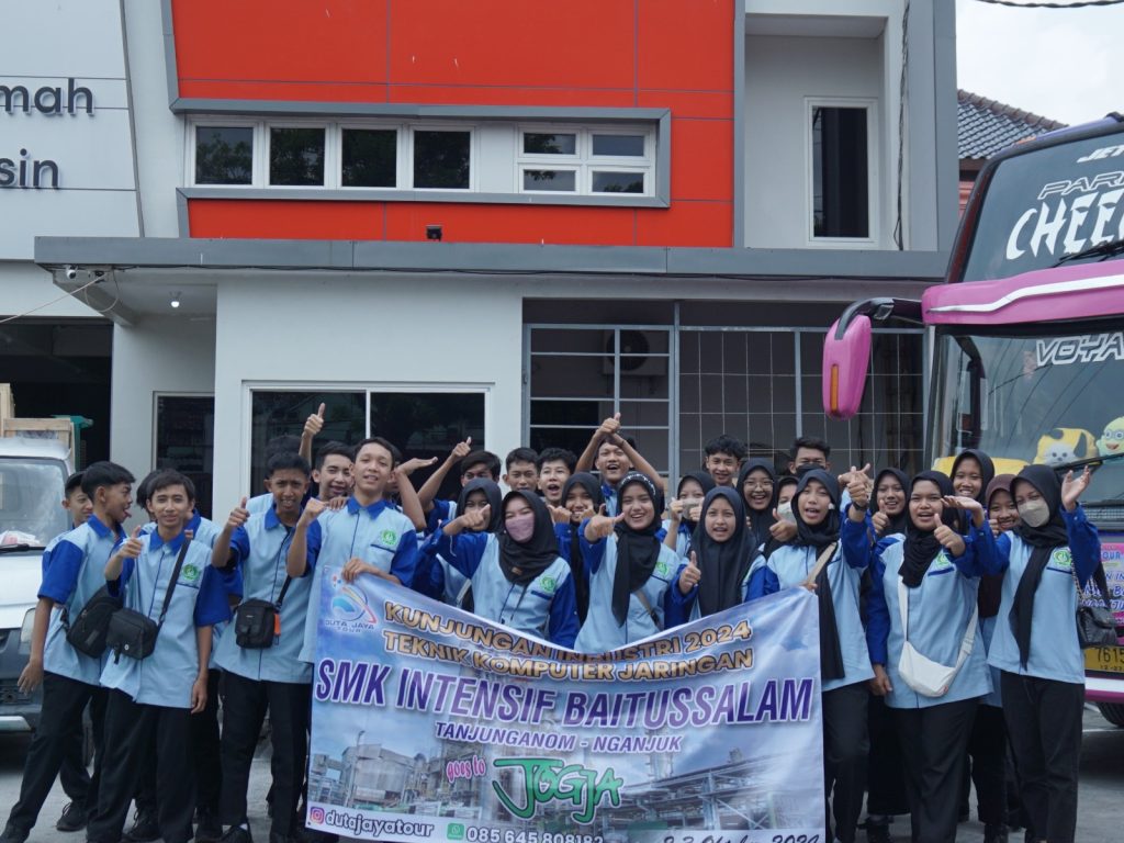 Kunjungan Industri SMK Intensif Batussalam