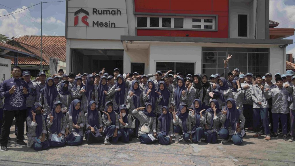 Kunjungan Industri SMK Muhammadiyah 10 Mantup