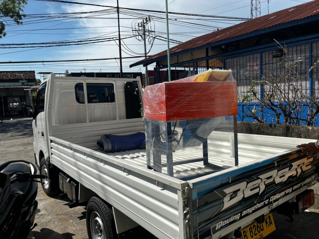 Pengiriman mesin pencacah kertas ke Manado