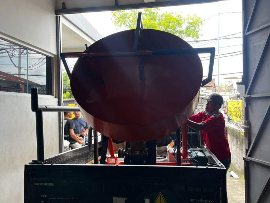 Pengiriman Mesin Granulator Universitas Tidar