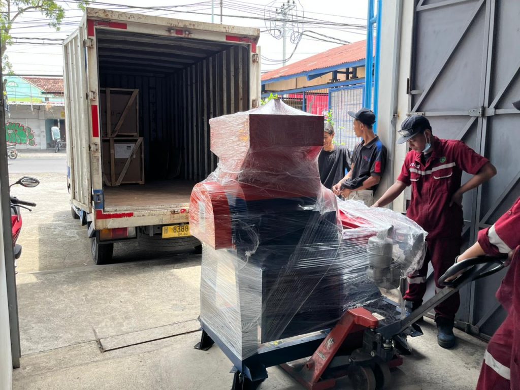 Pengiriman Mesin Pencacah Plastik ke Balikpapan