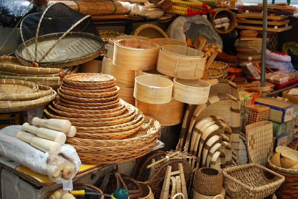 usaha kerajinan bambu
