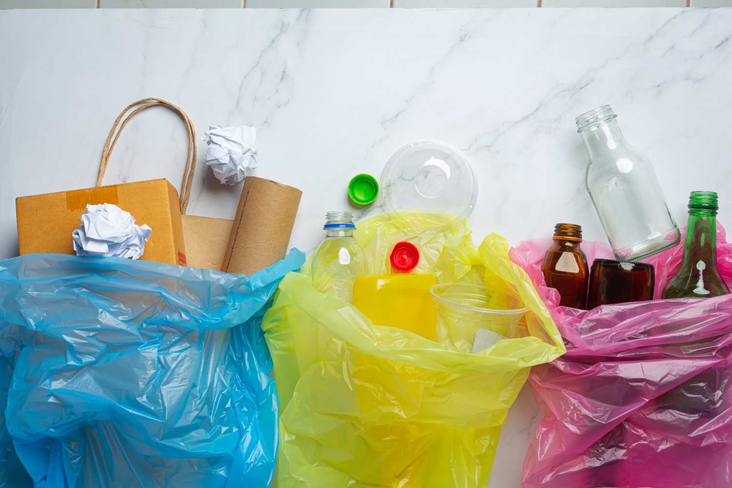 sampah plastik