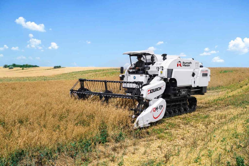 manfaat penggunaan mesin combine harvester